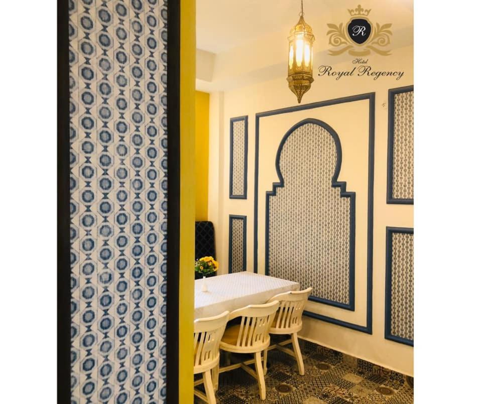Hotel Royal Regency Bori  Dış mekan fotoğraf