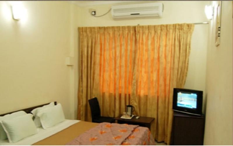 Hotel Royal Regency Bori  Oda fotoğraf