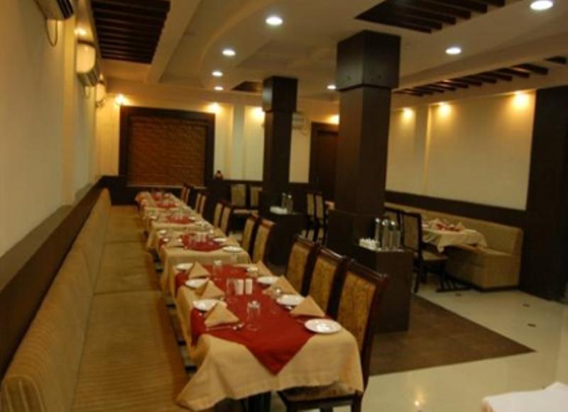 Hotel Royal Regency Bori  Dış mekan fotoğraf