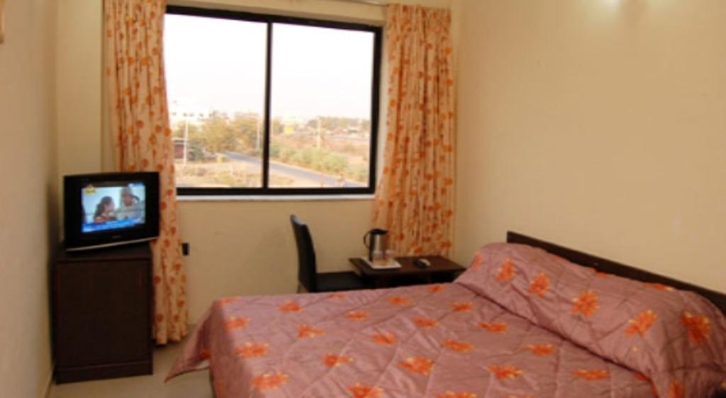 Hotel Royal Regency Bori  Oda fotoğraf