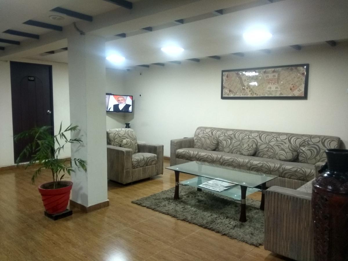 Hotel Royal Regency Bori  Dış mekan fotoğraf