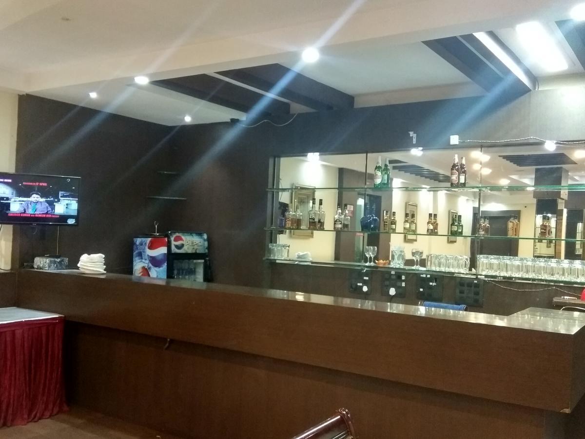 Hotel Royal Regency Bori  Dış mekan fotoğraf