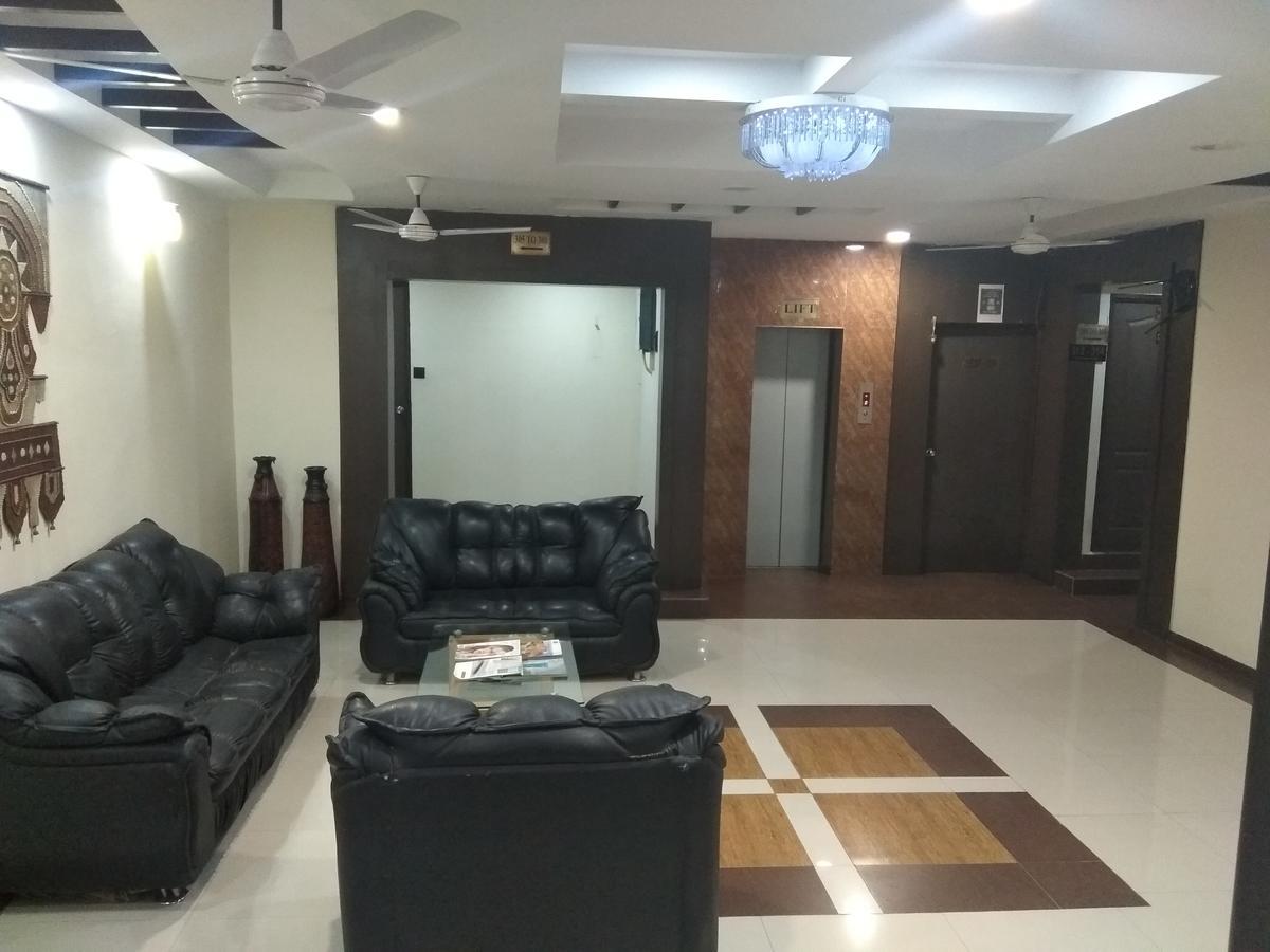 Hotel Royal Regency Bori  Dış mekan fotoğraf