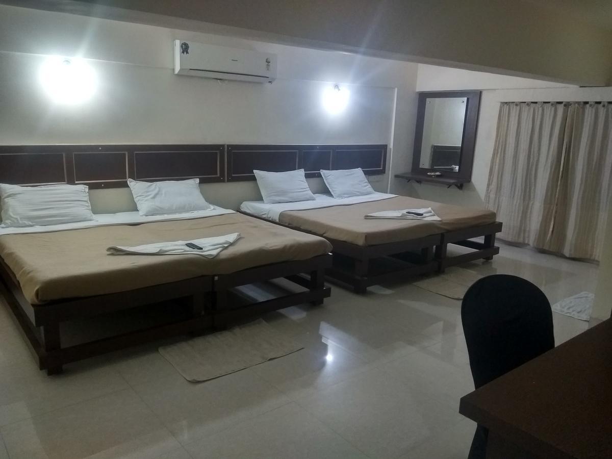 Hotel Royal Regency Bori  Dış mekan fotoğraf