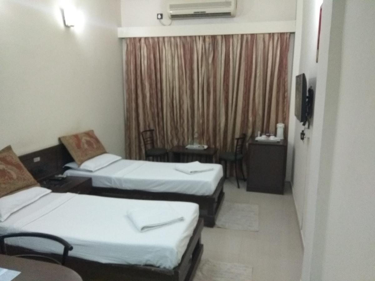 Hotel Royal Regency Bori  Dış mekan fotoğraf