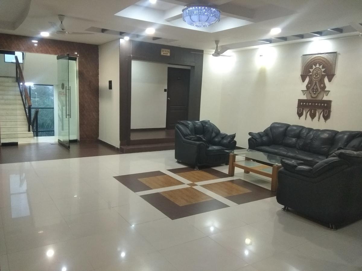 Hotel Royal Regency Bori  Dış mekan fotoğraf