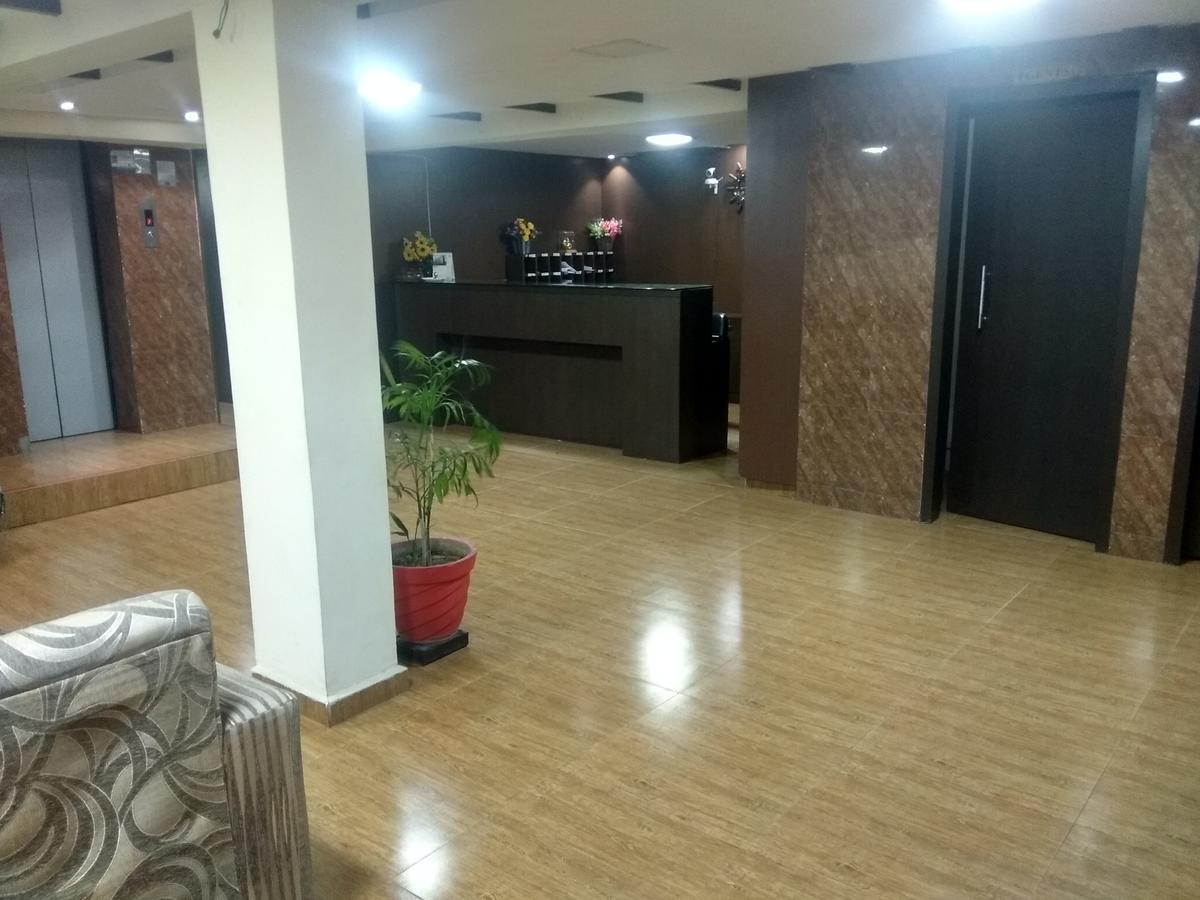Hotel Royal Regency Bori  Dış mekan fotoğraf