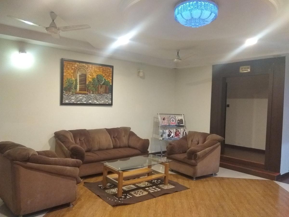 Hotel Royal Regency Bori  Dış mekan fotoğraf